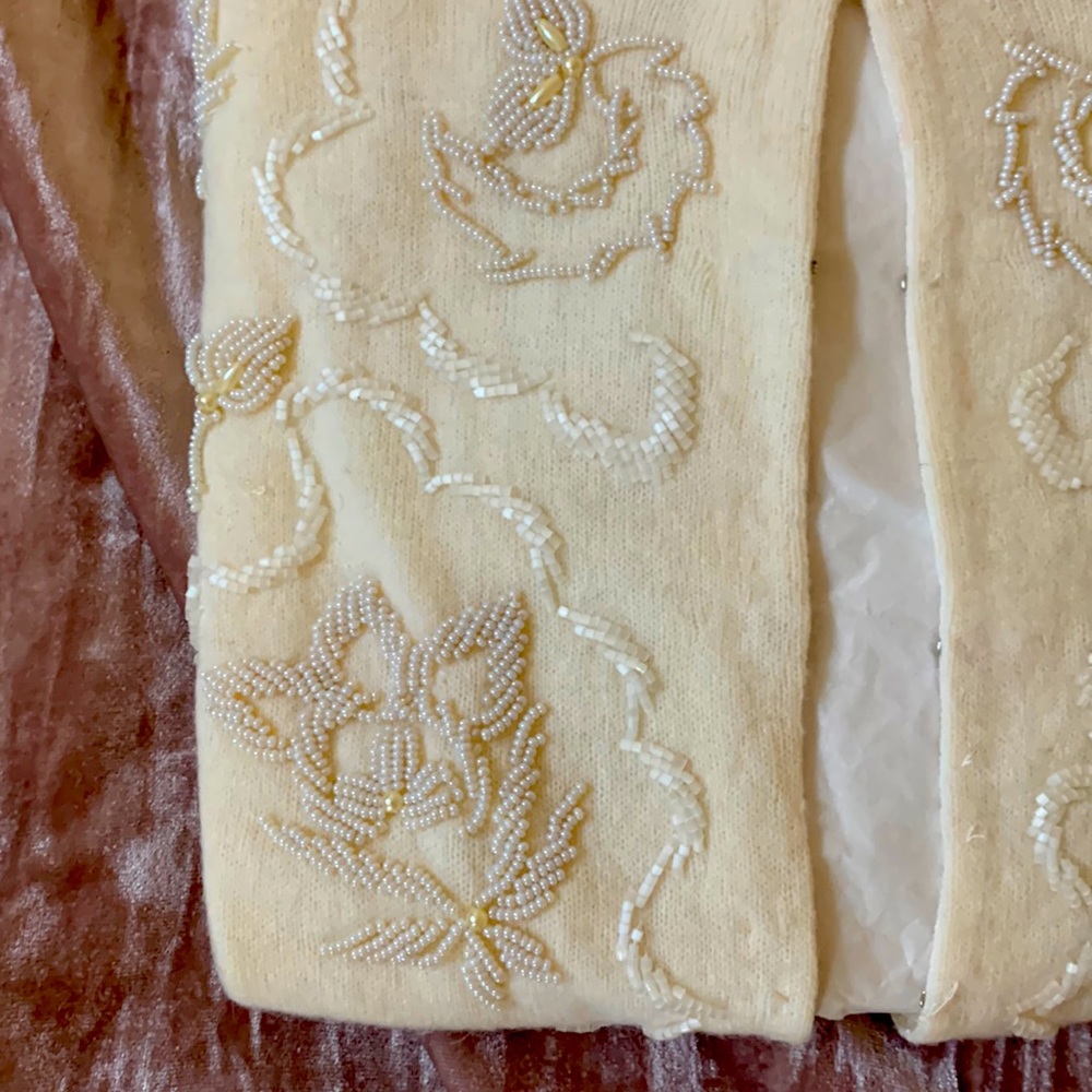 Vintage Beaded 1950s Sweater. Delicate, amazing bead work.